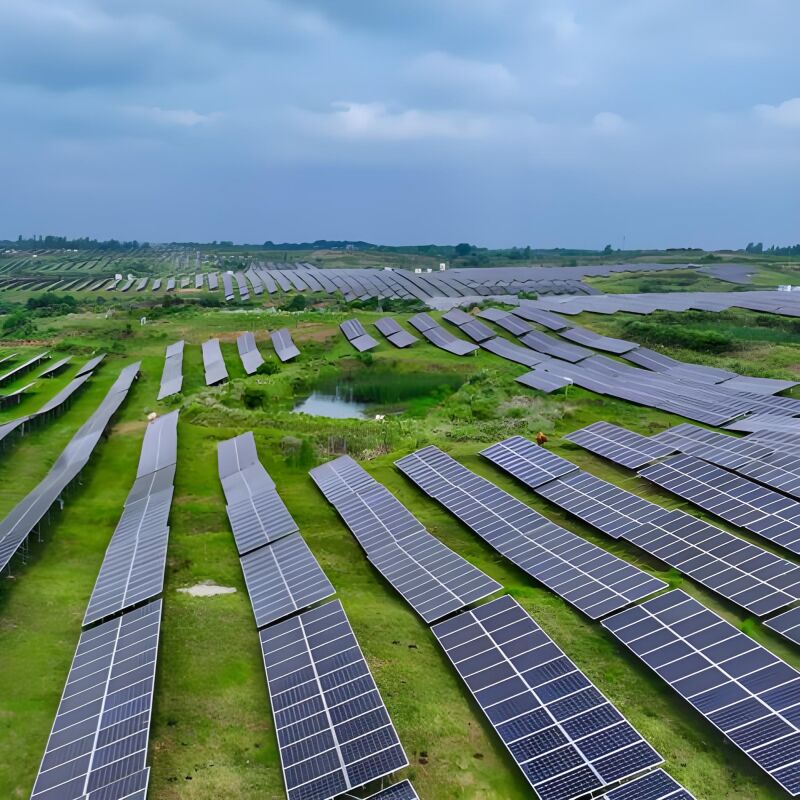 지상 태양 설치 브래킷 독특한 스파일 및 포스트 디자인은 토양의 적응력을 향상시키고 전체 설치 시스템의 안정성을 강화합니다